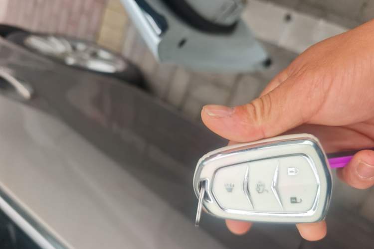 Used Cadillac XTS 2016 28T Tech Edition Vehicle Key