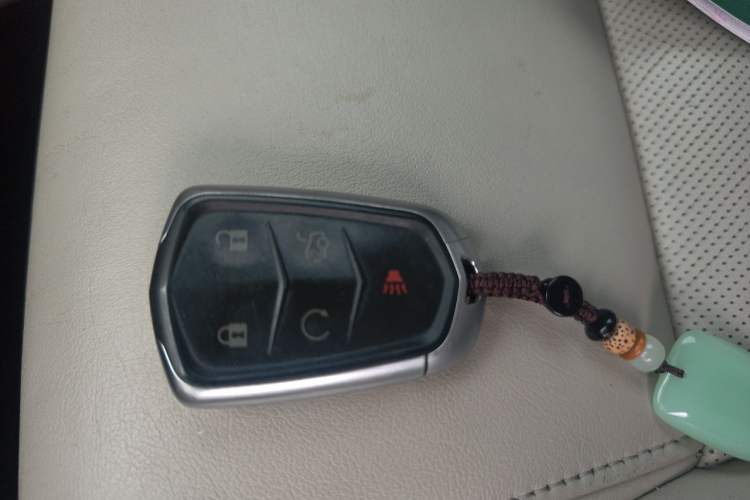 Used Cadillac XTS 2016 28T Elite Edition Vehicle Key
