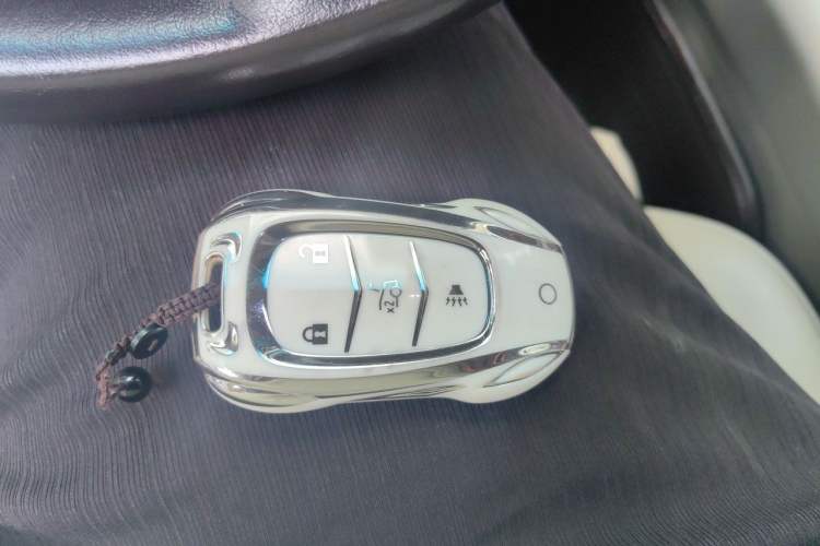 Used Cadillac XTS 2016 28T Tech Edition Vehicle Key