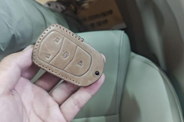 Used Cadillac XTS 2016 28T Tech Edition Vehicle Key
