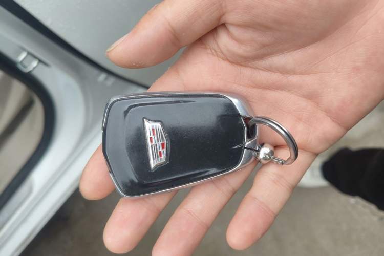 Used Cadillac XTS 2016 28T Elite Edition Vehicle Key