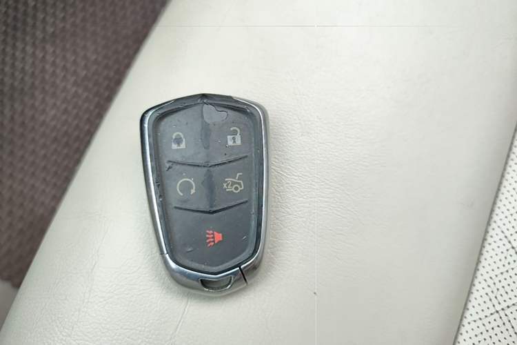 Used Cadillac XTS 2016 28T Elite Edition Vehicle Key