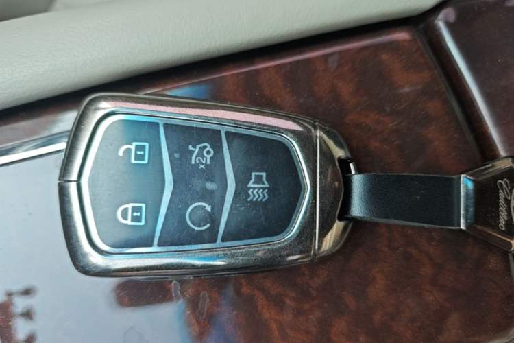 Used Cadillac XTS 2016 28T Tech Edition Vehicle Key