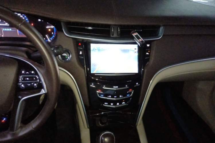 Used Cadillac XTS 2016 28T Tech Edition Audio And AC Panel