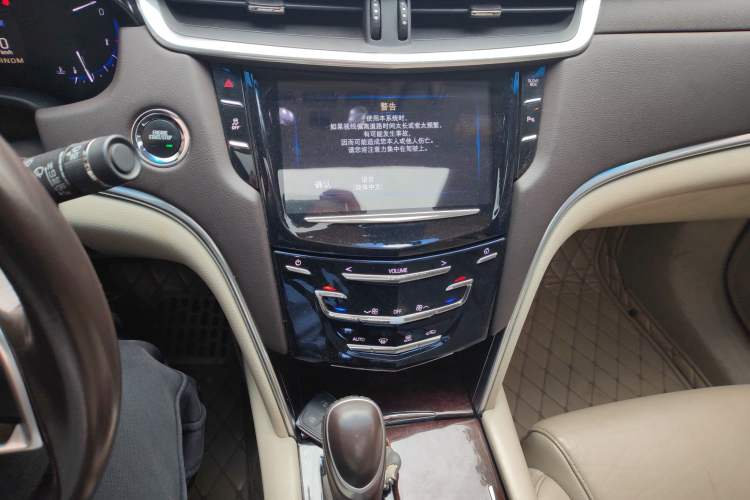 Used Cadillac XTS 2016 28T Tech Edition Audio And AC Panel