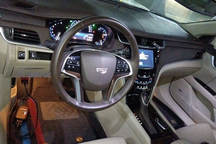 Used Cadillac XTS 2016 28T Tech Edition Center Console