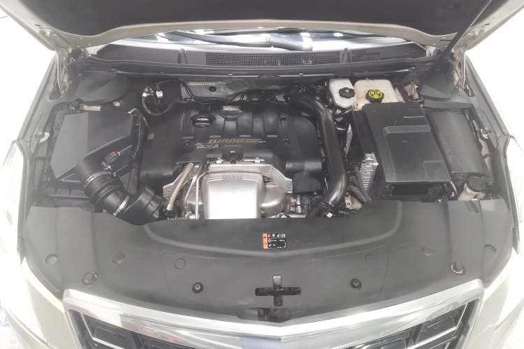 Used Cadillac XTS 2016 28T Elite Edition Engine Bay
