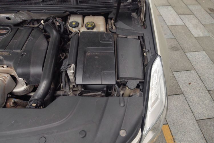 Used Cadillac XTS 2016 28T Tech Edition Engine Bay Left