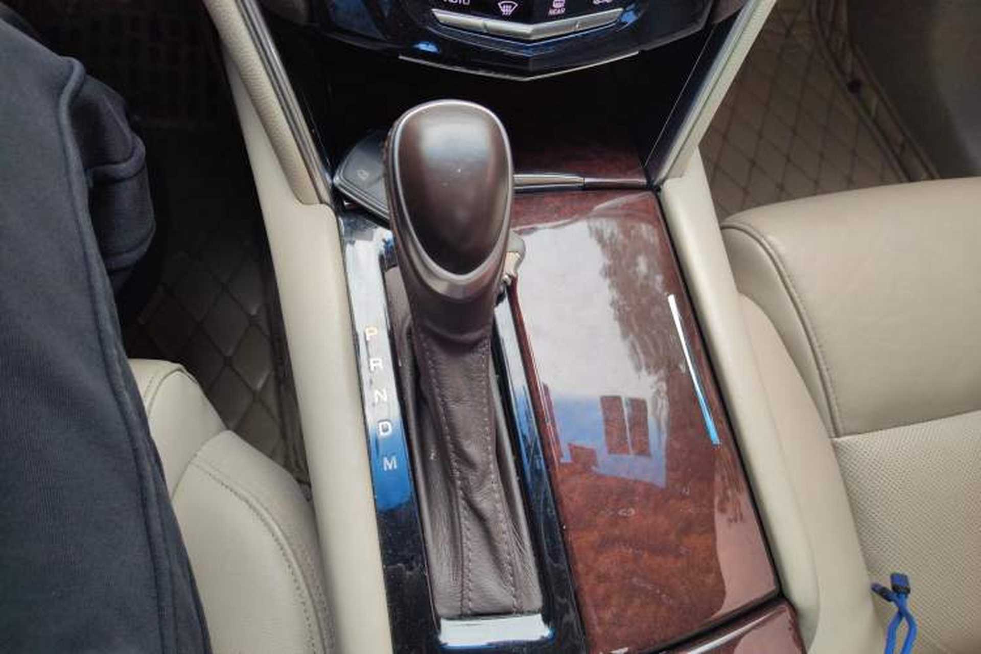 Used Cadillac XTS 2016 28T Tech Edition Gear Lever