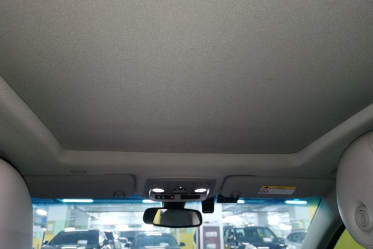Used Cadillac XTS 2016 28T Tech Edition Headliner