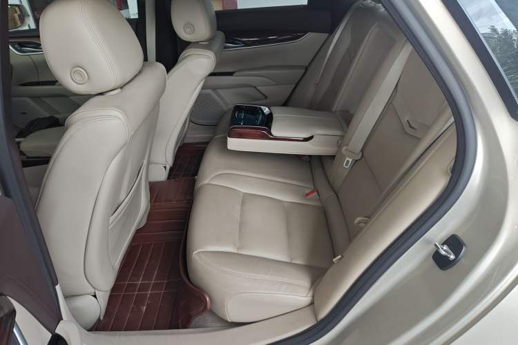 Used Cadillac XTS 2016 28T Elite Edition Interior 4