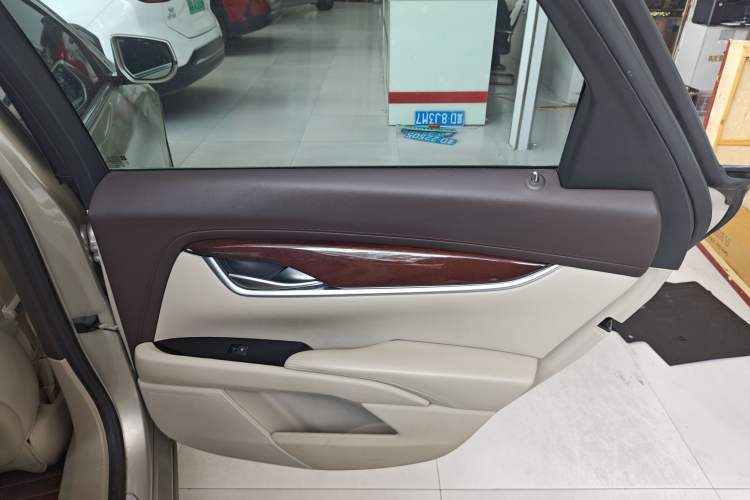 Used Cadillac XTS 2016 28T Elite Edition Interior 6