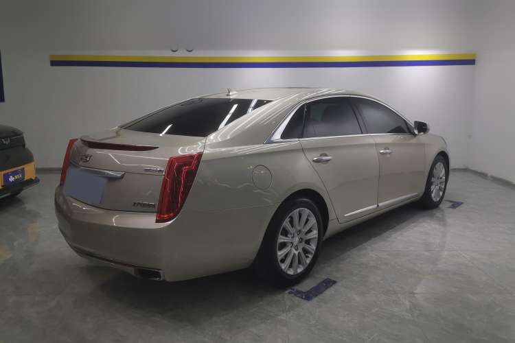 Used Cadillac XTS 2016 28T Elite Edition Rear Right 45 Deg