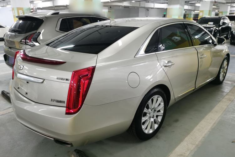 Used Cadillac XTS 2016 28T Tech Edition Rear Right 45 Deg