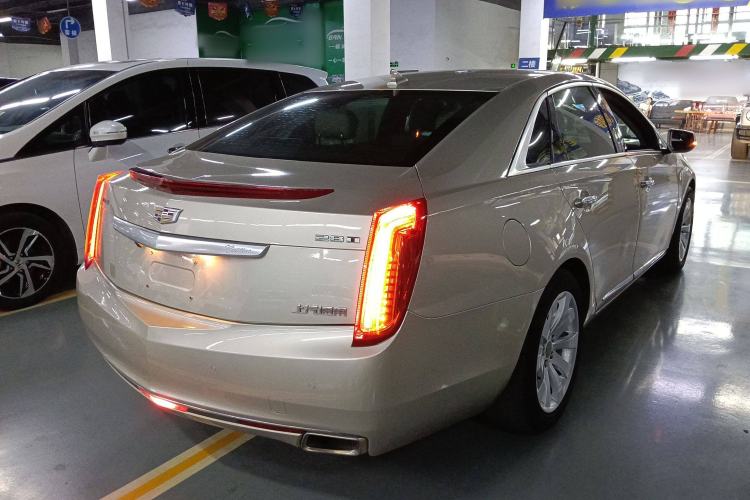 Used Cadillac XTS 2016 28T Tech Edition Rear Right 45 Deg