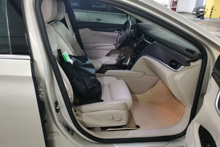 Used Cadillac XTS 2016 28T Tech Edition Right Front Seat