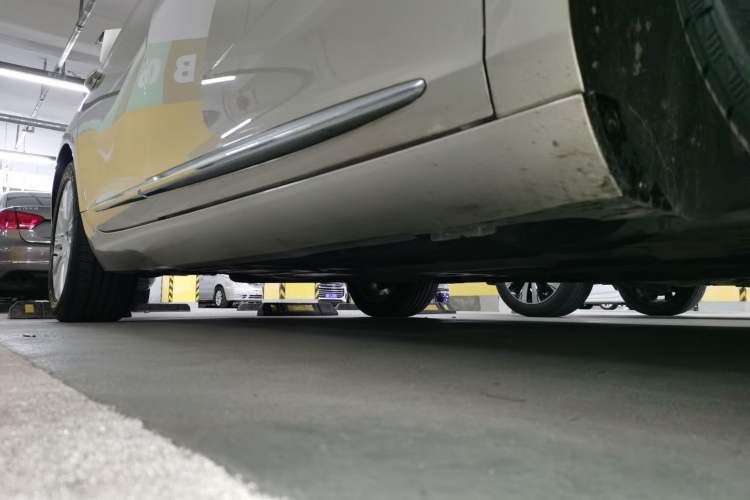 Used Cadillac XTS 2016 28T Tech Edition Right Side Sill