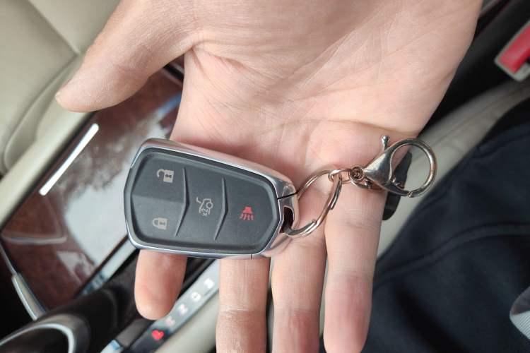 Used Cadillac XTS 2016 28T Tech Edition Vehicle Key