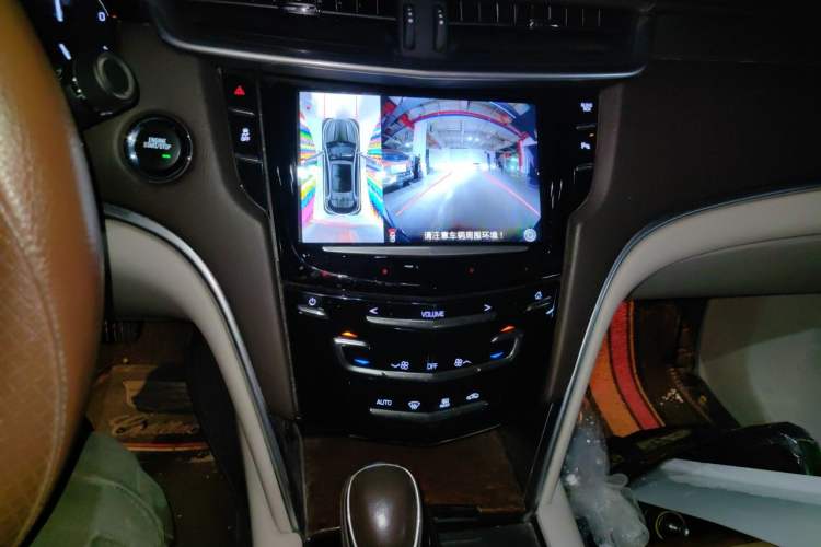 Used Cadillac XTS 2017 28T Elite Model Audio And AC Panel
