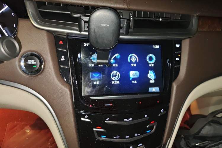 Used Cadillac XTS 2017 28T Elite Model Audio And AC Panel