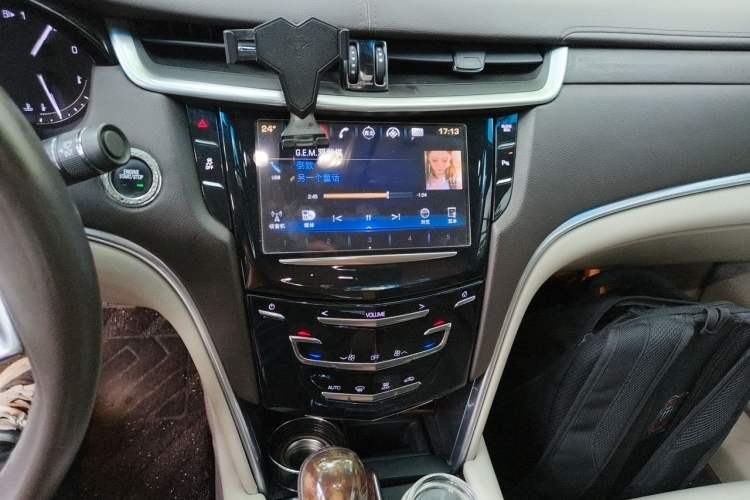 Used Cadillac XTS 2017 28T Tech Edition Audio And AC Panel