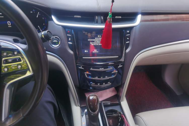 Used Cadillac XTS 2017 28T Elite Model Audio And AC Panel