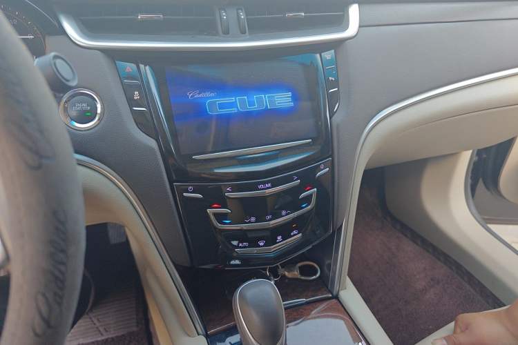 Used Cadillac XTS 2017 28T Tech Edition Audio And AC Panel