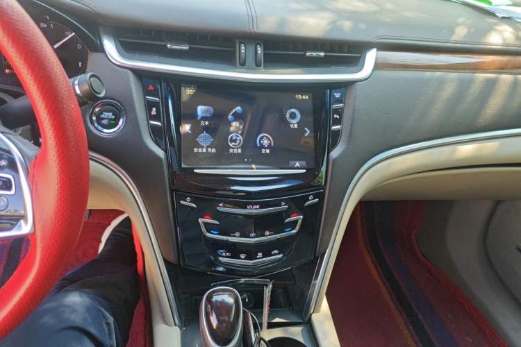 Used Cadillac XTS 2017 28T Tech Edition Audio And AC Panel