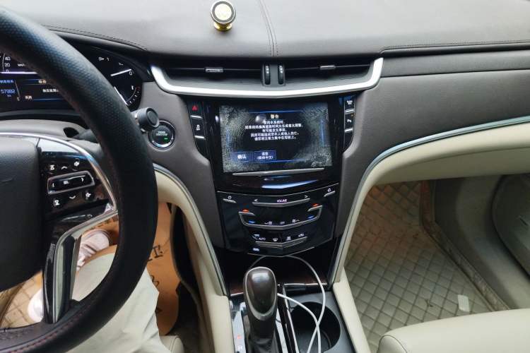 Used Cadillac XTS 2017 28T Tech Edition Audio And AC Panel