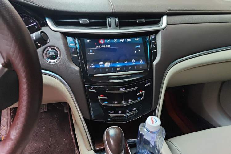 Used Cadillac XTS 2017 28T Tech Edition Audio And AC Panel