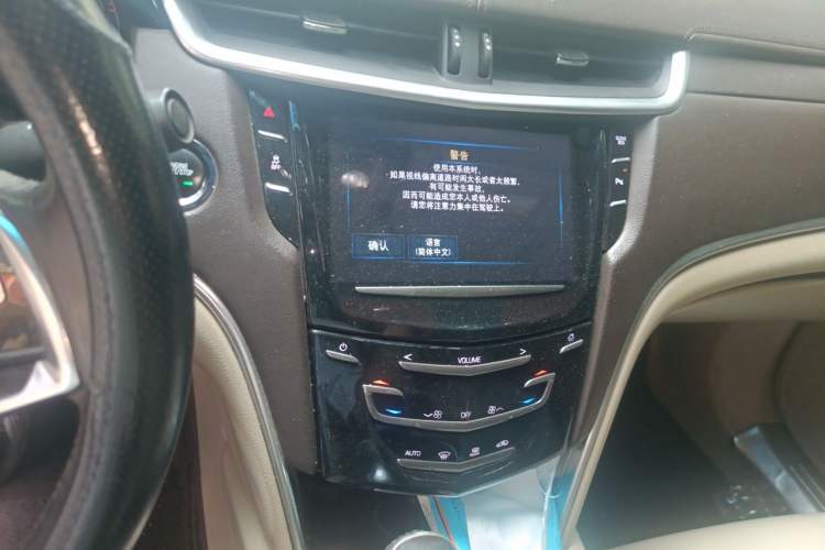 Used Cadillac XTS 2017 28T Tech Edition Audio And AC Panel