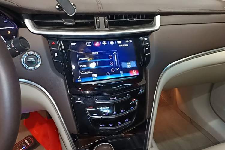 Used Cadillac XTS 2017 28T Tech Edition Audio And AC Panel