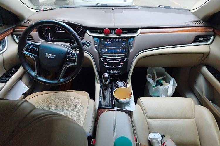 Used Cadillac XTS 2017 28T Elite Model Center Console