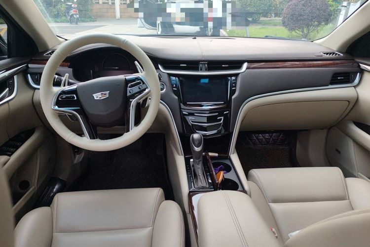Used Cadillac XTS 2017 28T Elite Model Center Console