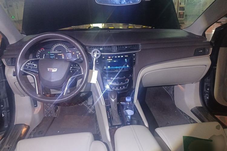 Used Cadillac XTS 2017 28T Tech Edition Center Console