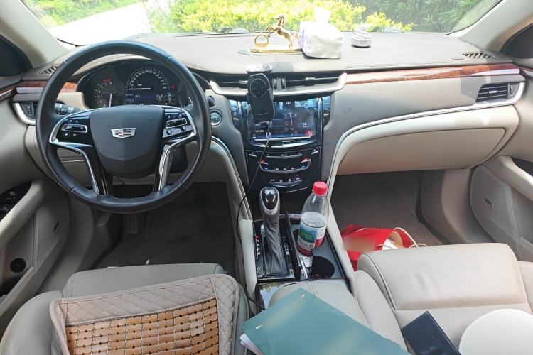 Used Cadillac XTS 2017 28T Elite Model Center Console