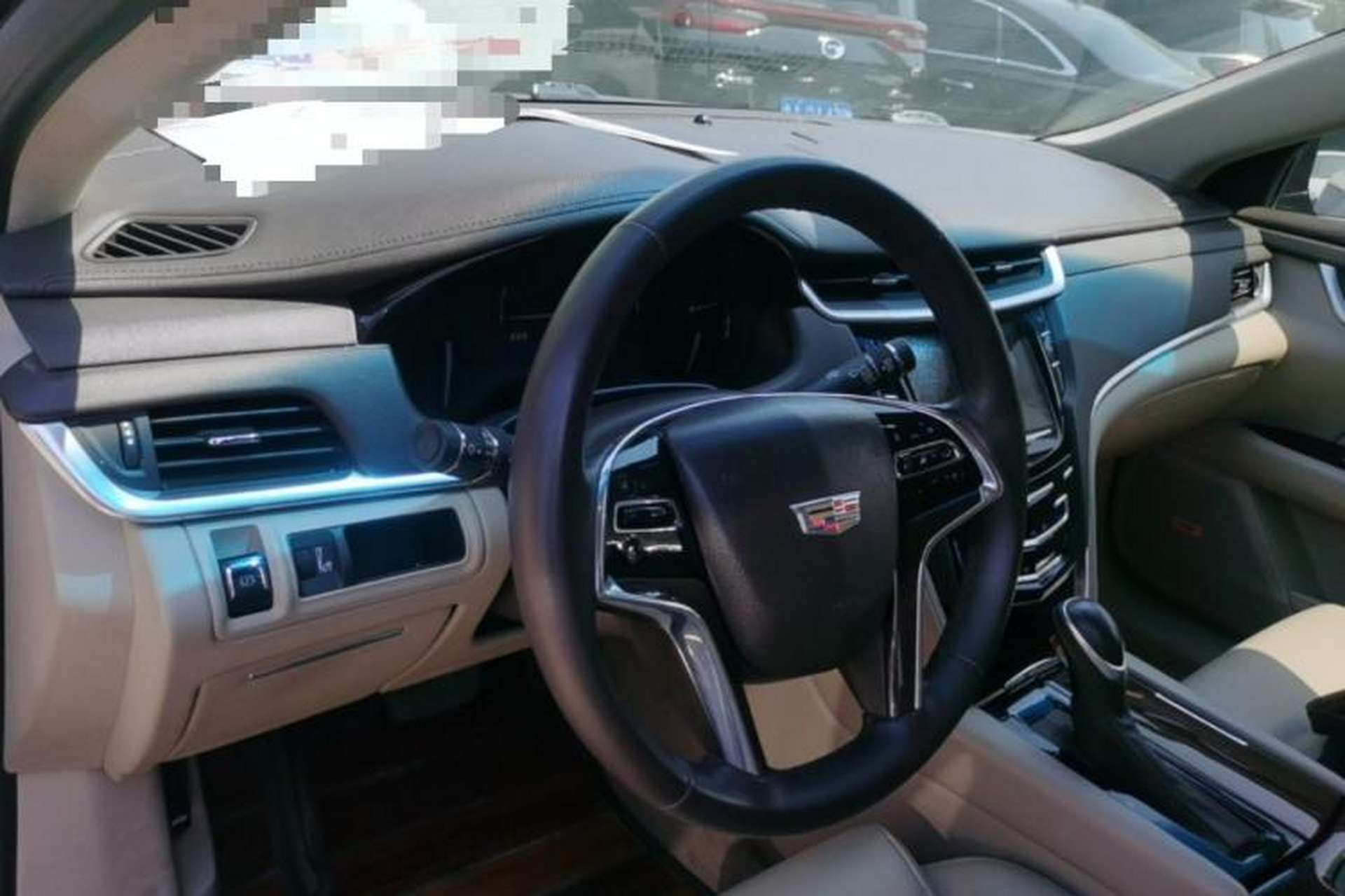 Used Cadillac XTS 2017 28T Tech Edition Center Console