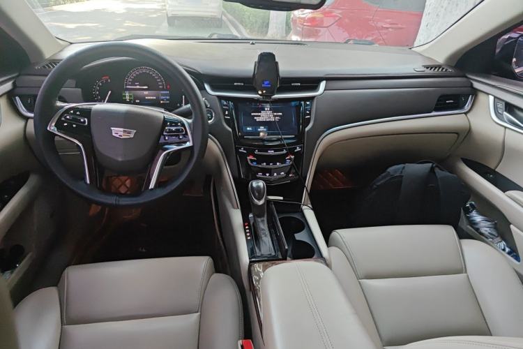 Used Cadillac XTS 2017 28T Tech Edition Center Console