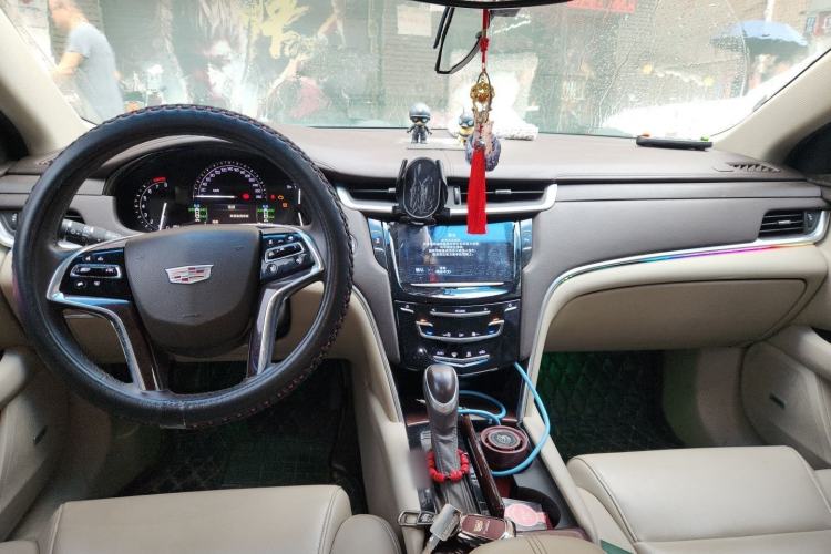 Used Cadillac XTS 2017 28T Tech Edition Center Console