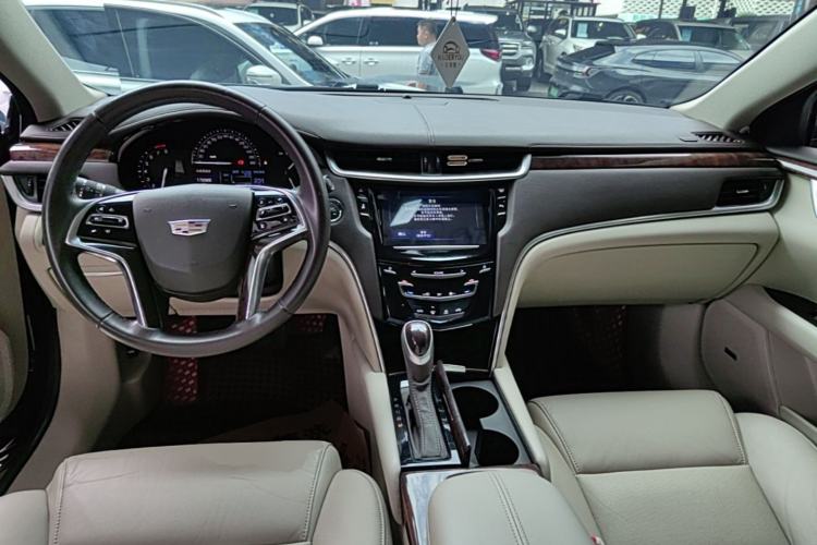 Used Cadillac XTS 2017 28T Elite Model Center Console