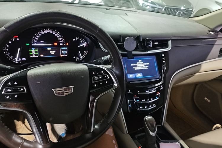 Used Cadillac XTS 2017 28T Tech Edition Center Console