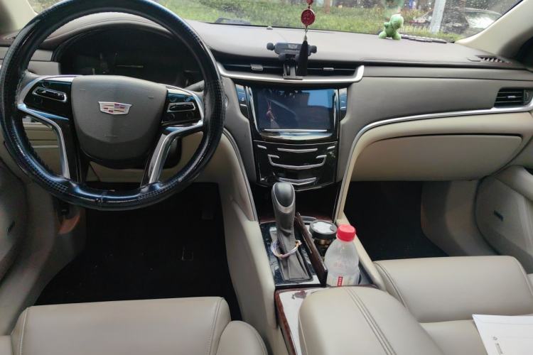 Used Cadillac XTS 2017 28T Tech Edition Center Console