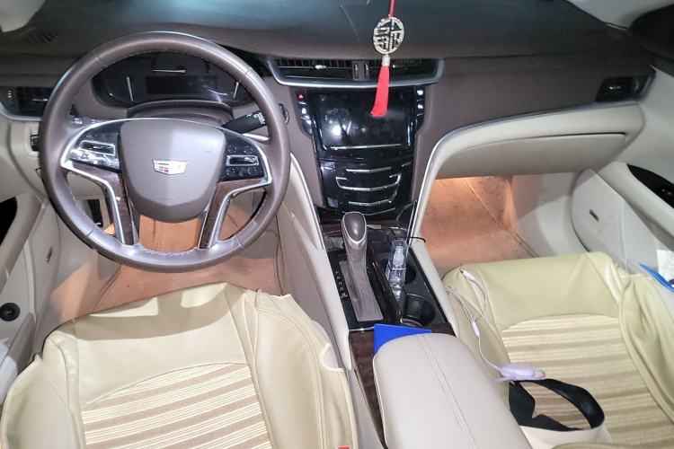 Used Cadillac XTS 2017 28T Tech Edition Center Console