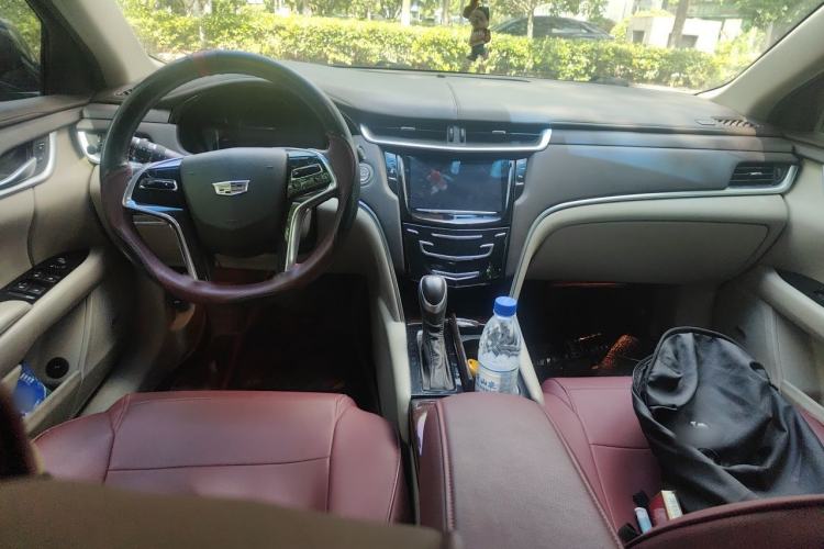 Used Cadillac XTS 2017 28T Tech Edition Center Console