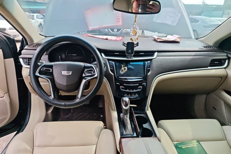 Used Cadillac XTS 2017 28T Tech Edition Center Console