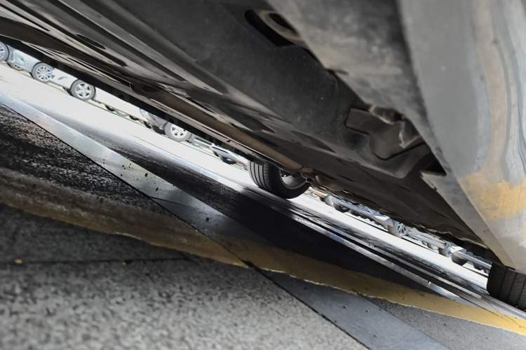 Used Cadillac XTS 2017 28T Elite Model Chassis Rear Right