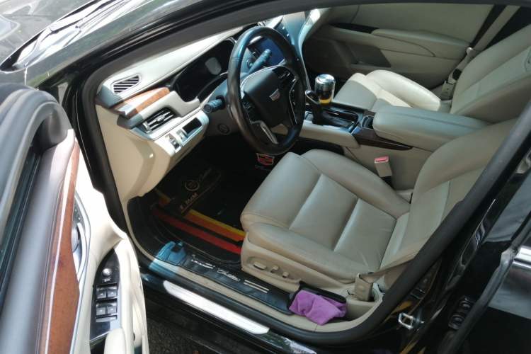 Used Cadillac XTS 2017 28T Elite Model Driver Seat
