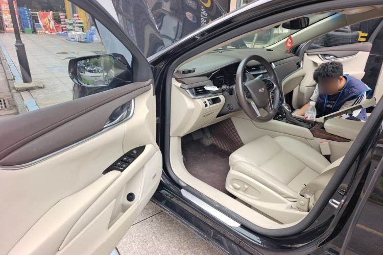 Used Cadillac XTS 2017 28T Tech Edition Driver Seat