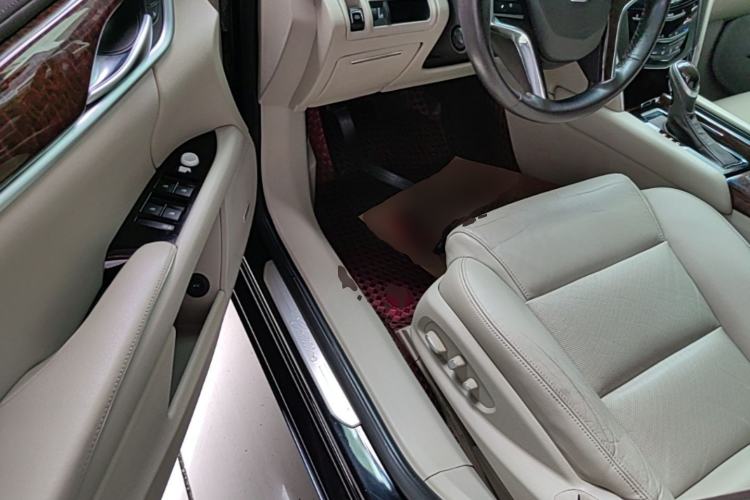 Used Cadillac XTS 2017 28T Elite Model Driver Seat