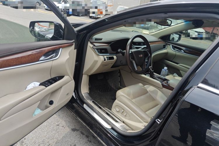 Used Cadillac XTS 2017 28T Elite Model Driver Seat